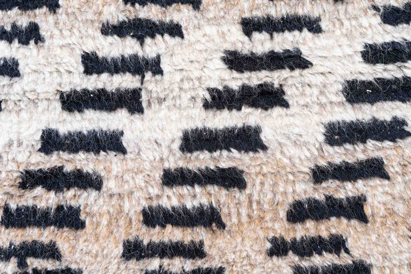 Sitio Hand-Knotted Wool Rug